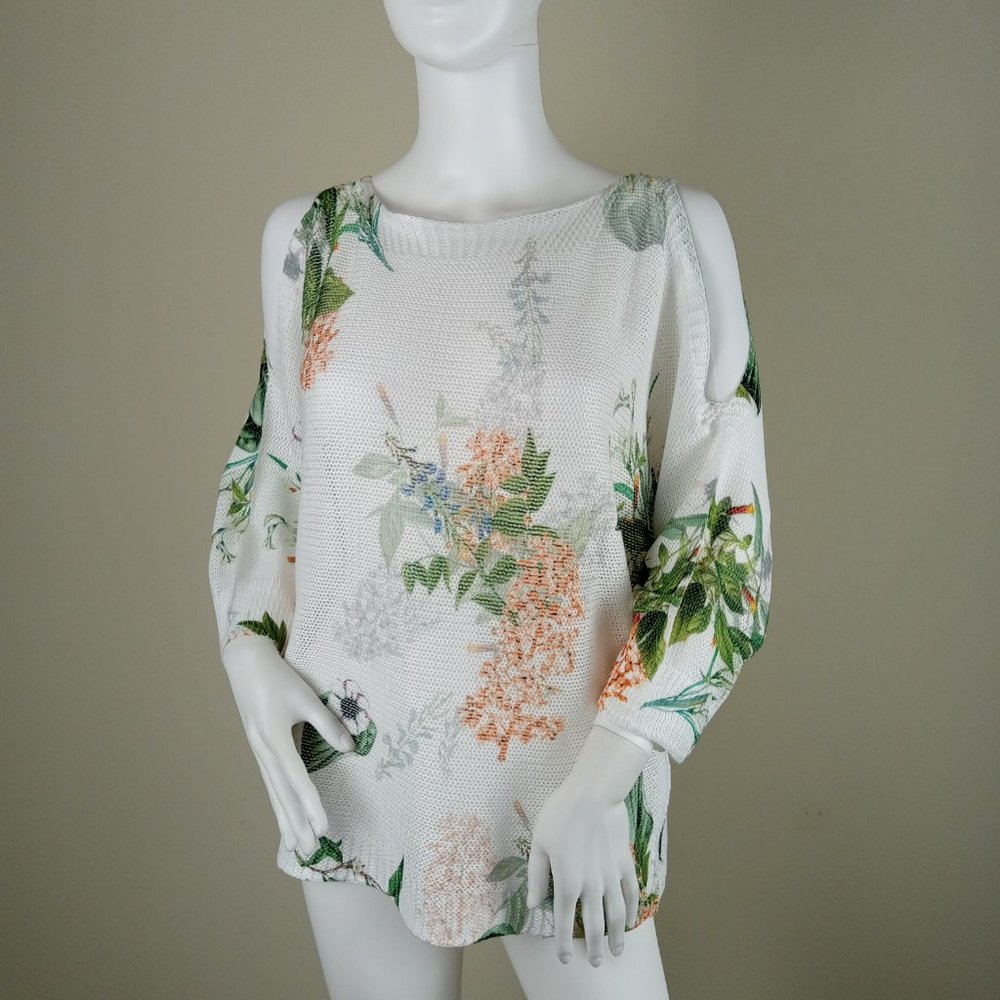 Collezioni Leonardo Women's Cold Shoulder Sweater Size Medium White Floral Print
